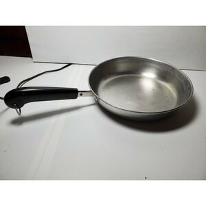 Vintage‎ Revere Ware 9 Inch Skillet Fry metal bottom Made in USA